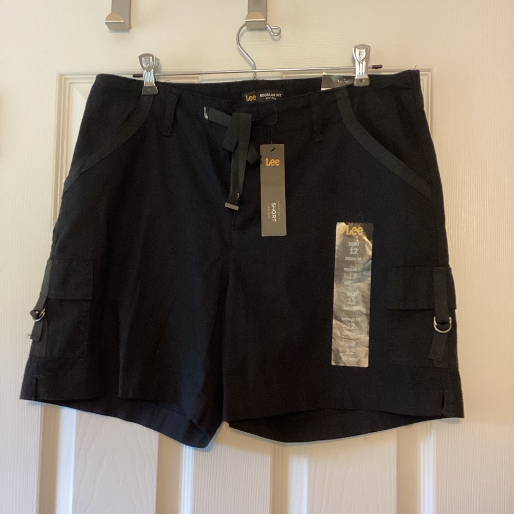 Lee Black Cargo Shorts Relaxed Fit Utility Design